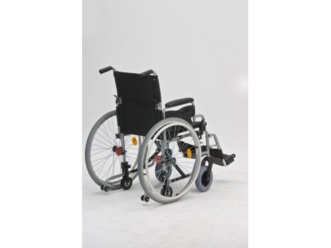Кресло инвалидное механическое облегченное H001 (модель Евро) фото 3