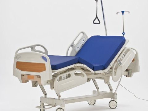 Кровать функциональная медицинская электрическая RS101-F (четырехсекционая, пятифункциональная) головной и ножной подъемы, регул фото 3
