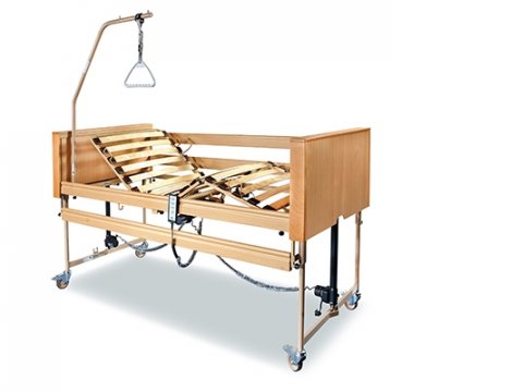 Кровать медицинская реабилитационная Dali II, вариант исполнения матрасного основания и боковых ограждений - деревянные с декора фото 4